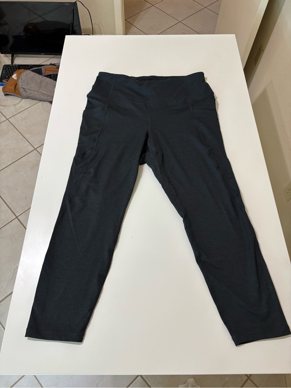Quince High-Rise Pocket Leggings NWT - Black